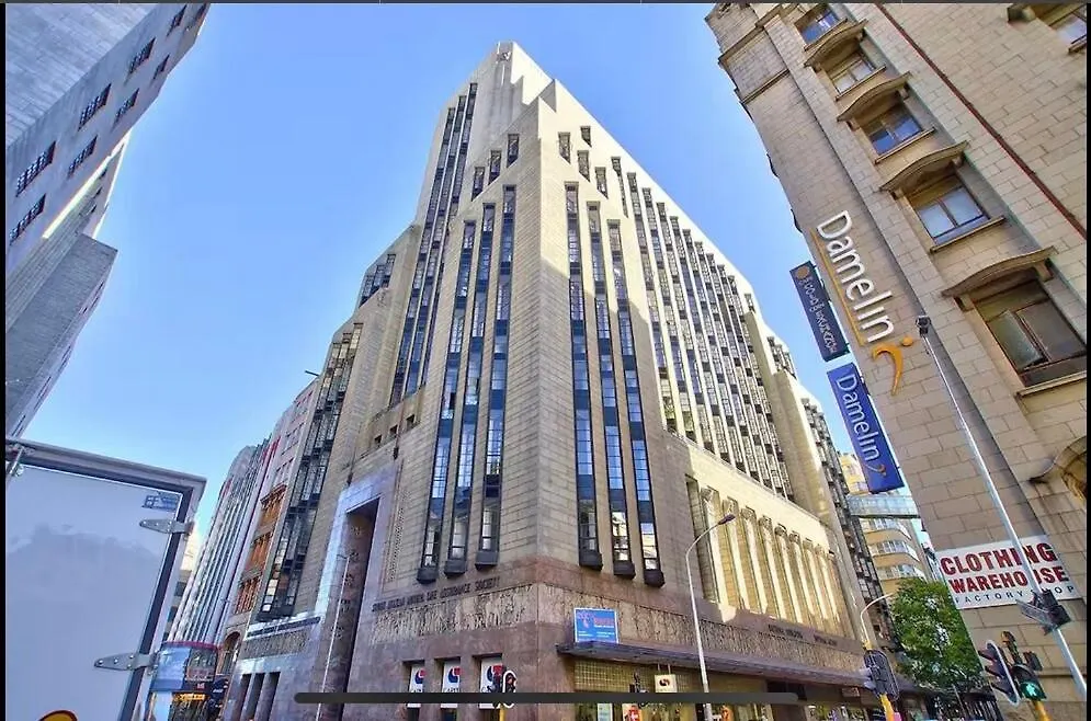 Art Deco Gem With View Of Table Mountain Apartment Cape Town